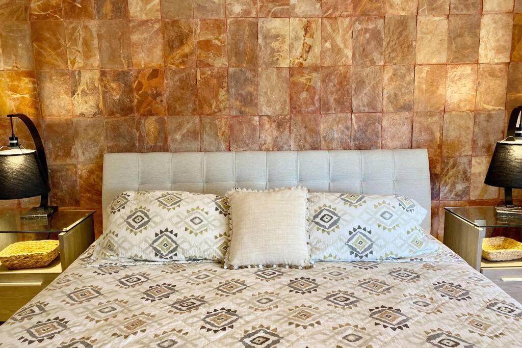 Charming Lagoon Front Villa By Casa Paraiso Cancún Exteriör bild