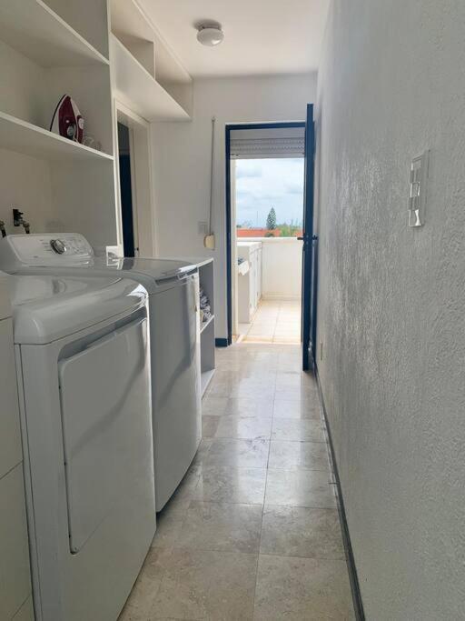Charming Lagoon Front Villa By Casa Paraiso Cancún Exteriör bild