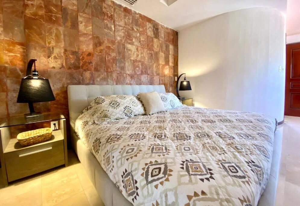 Charming Lagoon Front Villa By Casa Paraiso Cancún Exteriör bild